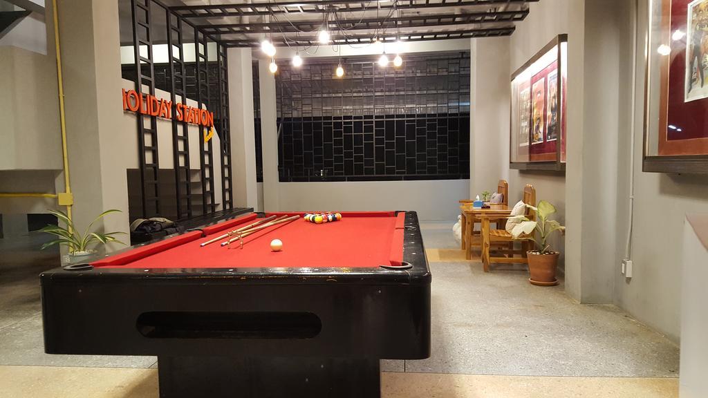 Holiday Station Hostel Krabi Exterior photo